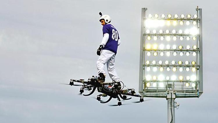 ‘Drone uçurmak’ diye buna denir