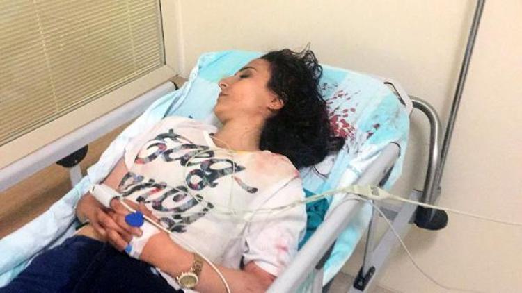 Adanaya kutlama için gelip, attan düşen genç kadın ağır yaralandı