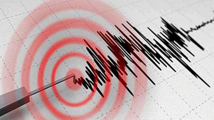 Manisa Akhisarda korkutan deprem