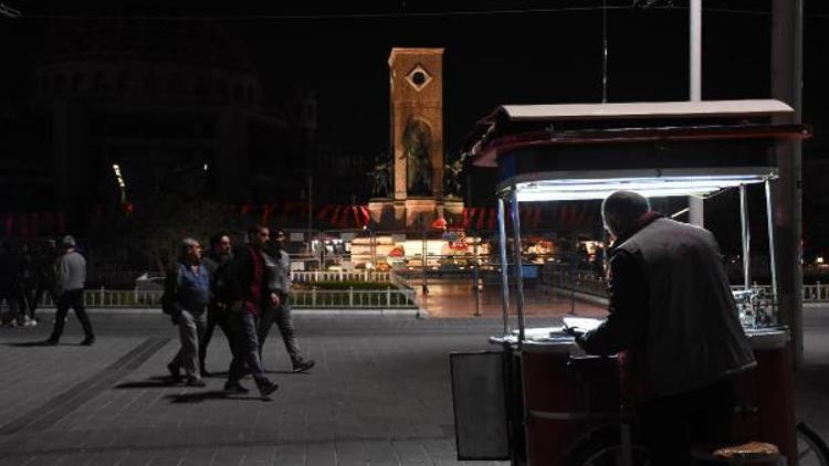 Taksim Meydanı açıldı