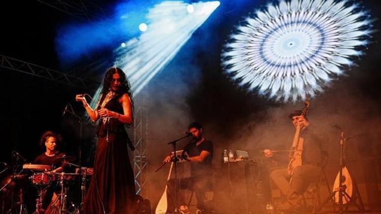 Ünlü etnik caz sanatçısı Azam Ali Toroslar’da konser verecek