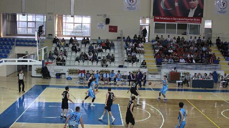 Umurbey Belediyespor basketbolda rahat kazandı