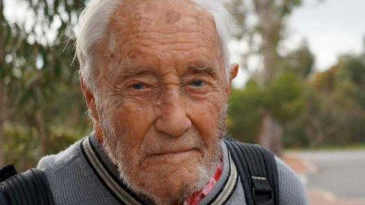 104 yaşındaki bilim insanı Avustralyadan İsviçreye ölüm yolculuğuna başladı