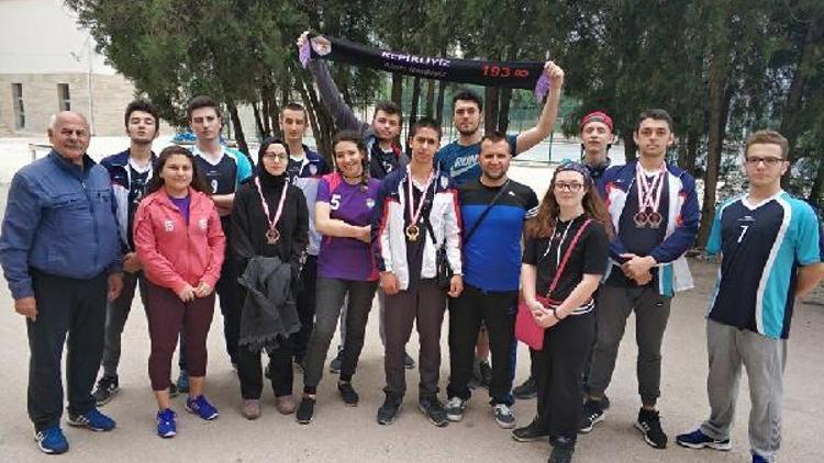 Kepirtepe Anadolu Lisesi, Türkiye bilek güreşi şampiyonasında büyük başarı sağladı