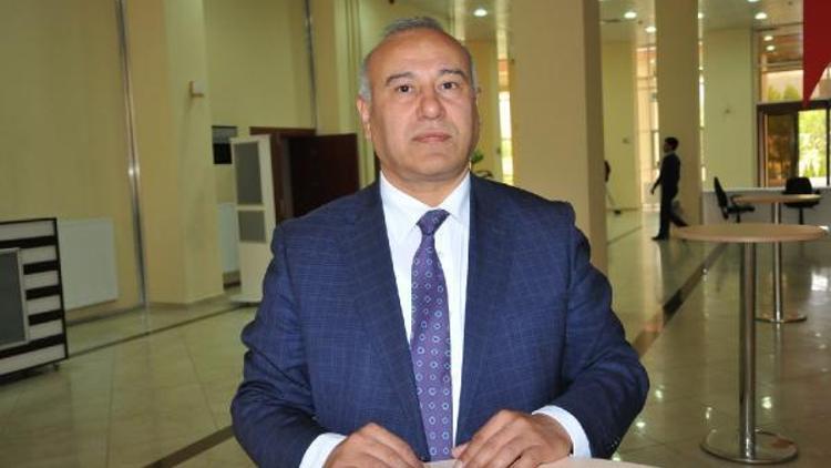 Prof. Dr. Şekeroğlu: Etlik piliçlerde spekülasyon yapılıyor
