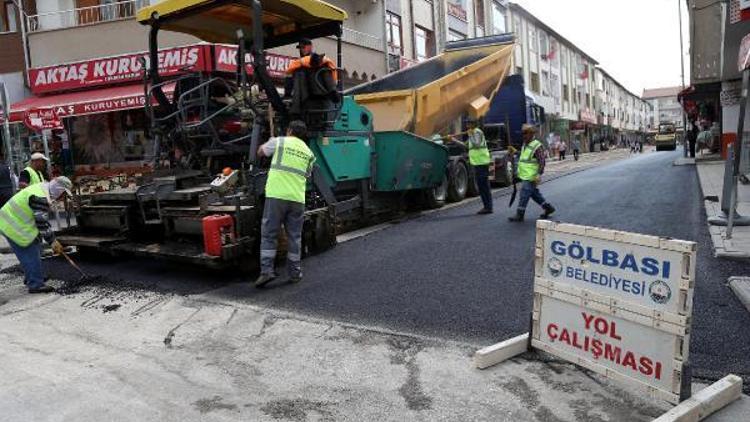 Gölbaşı’nda 65 bin ton asfalt atılacak