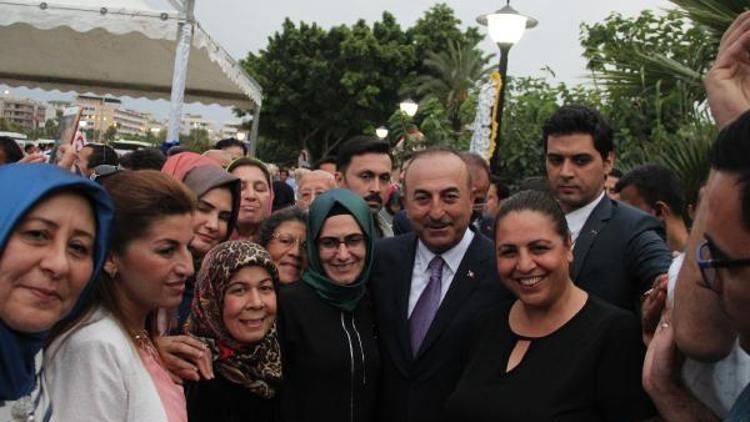 Bakan Çavuşoğlu: 2 milyar ümmet Türkiyeden medet bekliyor