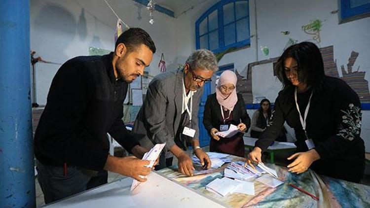 Tunusta yerel seçimlerde Nahda birinci