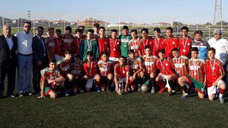 Lüleburgazspor U 15 namağlup şampiyon oldu