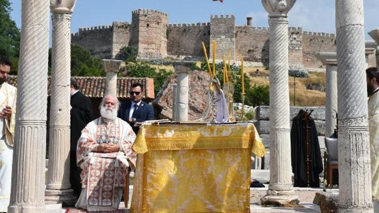 Selçuktaki ayini İskenderiye Patriği yönetti