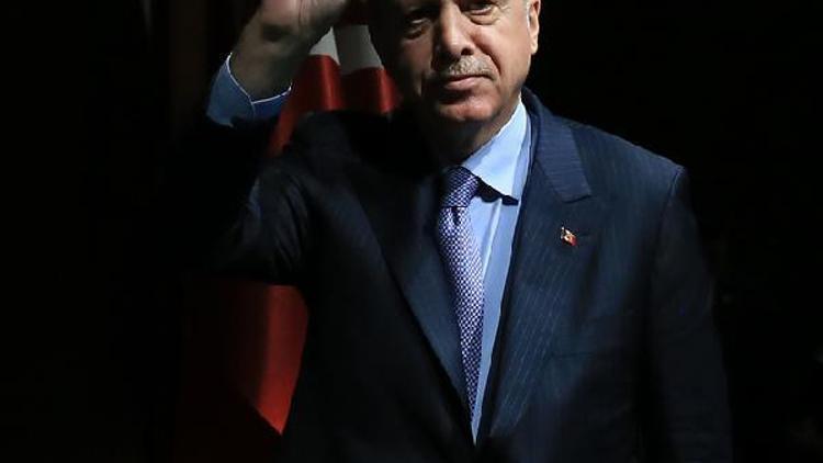 Erdoğan: Tavrımız İslamafobik Avrupalı siyasetçiler için ders olmalı özellikle Sarkozye