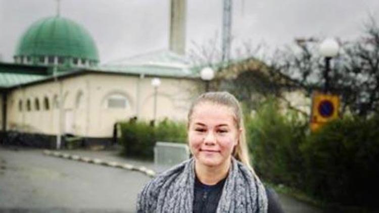 Müslüman kadın kaleci, İsveç’te olay oldu