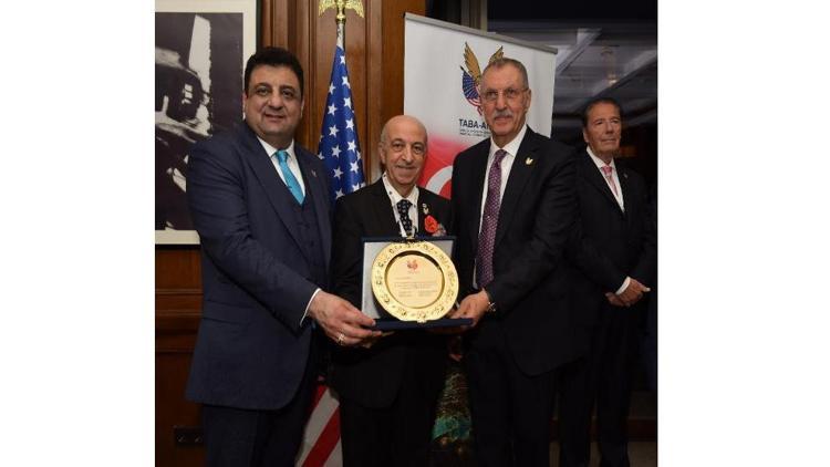 Türk Amerikan İş Adamları Plaket Töreninde bir araya geldi