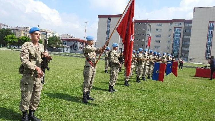 Engelli gencin elini öptü, Sizlerle gurur duyuyoruz dedi