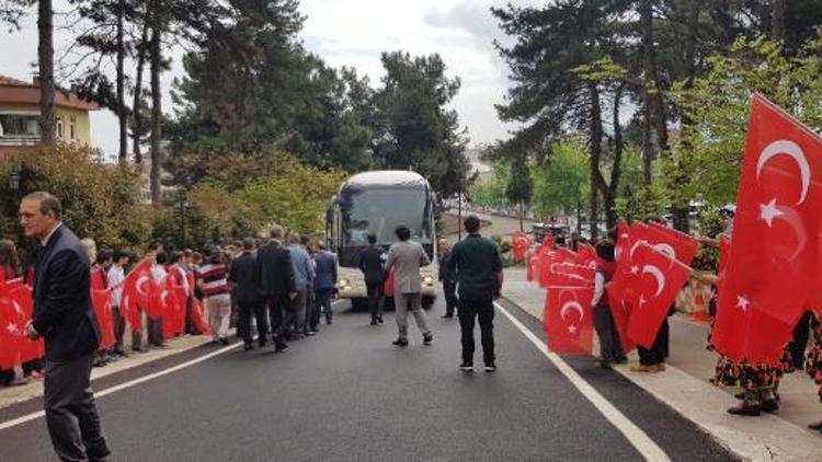 Afrinden Orduya dönen PÖHler törenle karşılandı