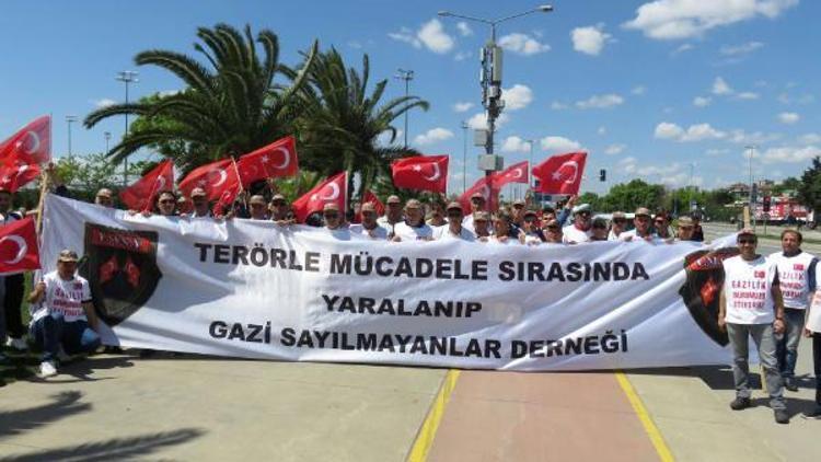 Gazilik ünvanı için Ankaraya yürüyorlar