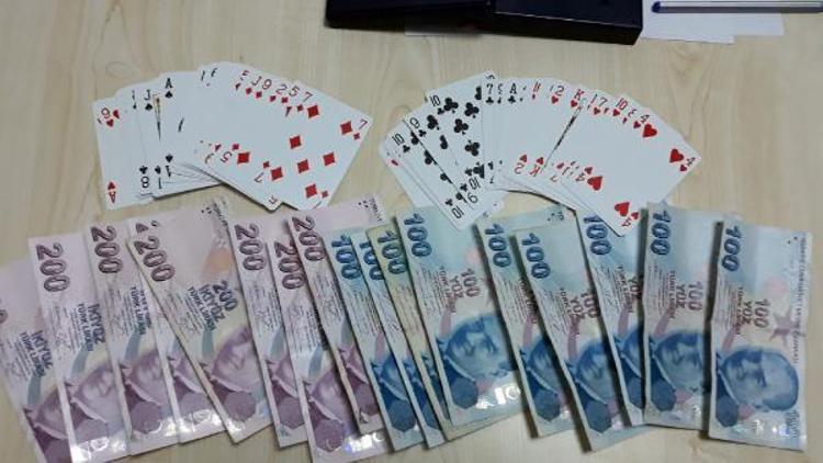Antalya polisinden fuhuş ve kumar baskını