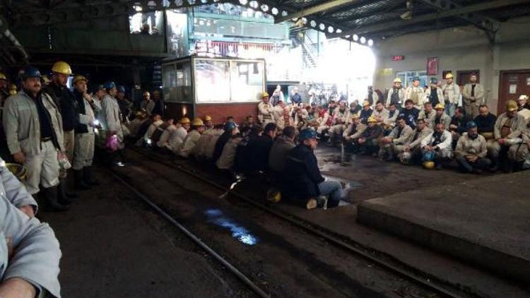 Soma’da ölen 301 madenci Zonguldak’ta anıldı