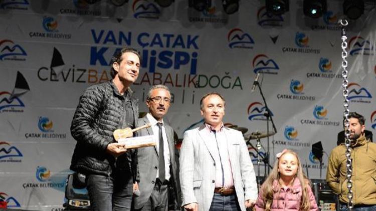 Çataklılar festivalin son gününde Kıraçla coştu