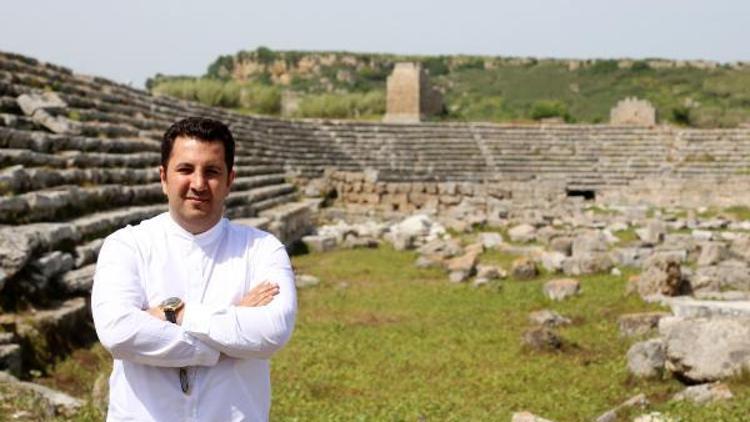 Rölöve ve Anıtlar Bölge Müdürü Cemil Karabayram İzmire döndü