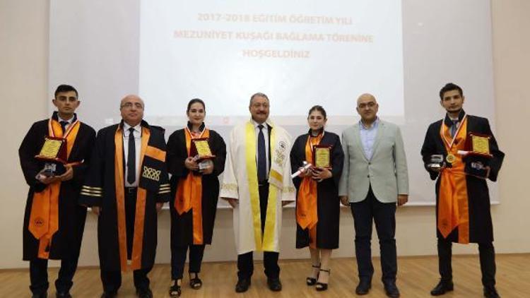ERÜ Turizm Fakültesi’nde mezuniyet töreni