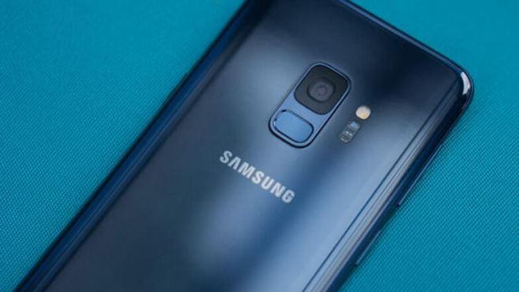 Samsung Galaxy J6 ve Samsung Galaxy J4ün özellikleri belli oldu