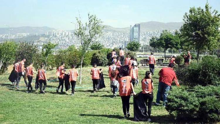 Öğrenciler, Meles Deltasında yarım saatte 13 poşet çöp topladı