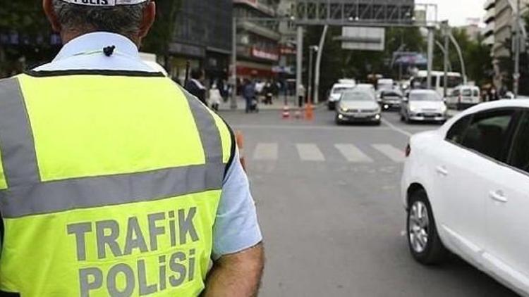 Dikkat... İstanbulda bazı yollar trafiği kapatıldı