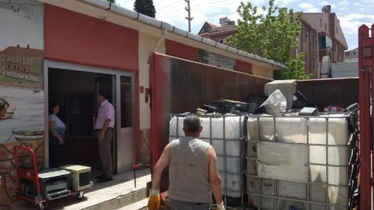 Keşanda okullardan 1 ton 601 kilo elektronik atık toplandı