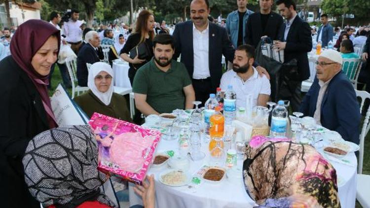 Şanlıurfada şehit yakınları ve gazilere iftar