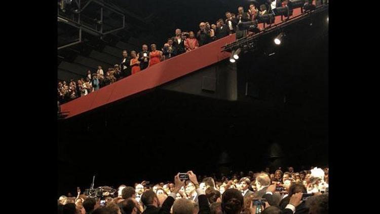 Nuri Bilge Ceylanın filmi Cannes Film Festivalinde 15 dakika ayakta alkışlandı