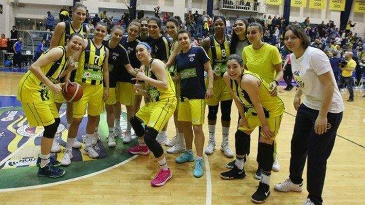 Fenerbahçe, YDÜyü devirdi seride öne geçti