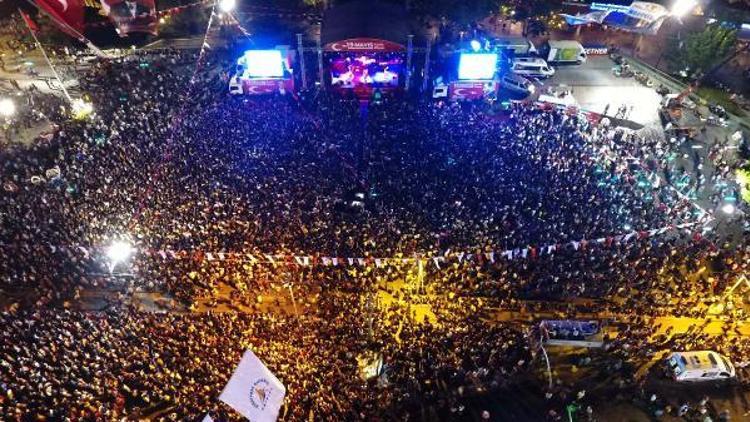 Antalyada Fener Alayında 15 bin kişi yürüdü/Ek fotoğraflar