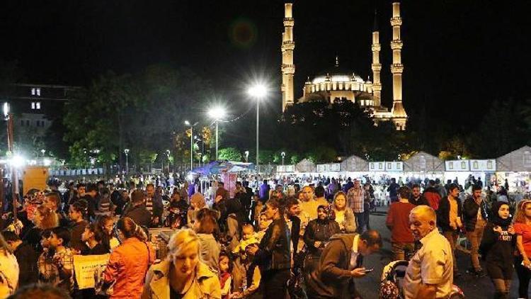 Kırıkkale’de Ramazan Sokağı’na büyük ilgi