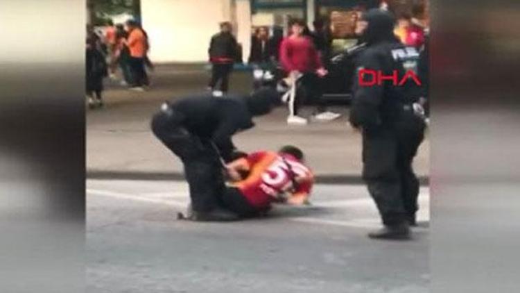 Alman polisinden sarı-kırmızılı taraftara köpekli saldırı