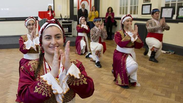 Londra’da 19 Mayıs coşkuyla kutlandı