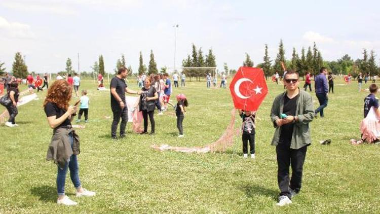 Büyükmandıra’da uçurtma şenliği