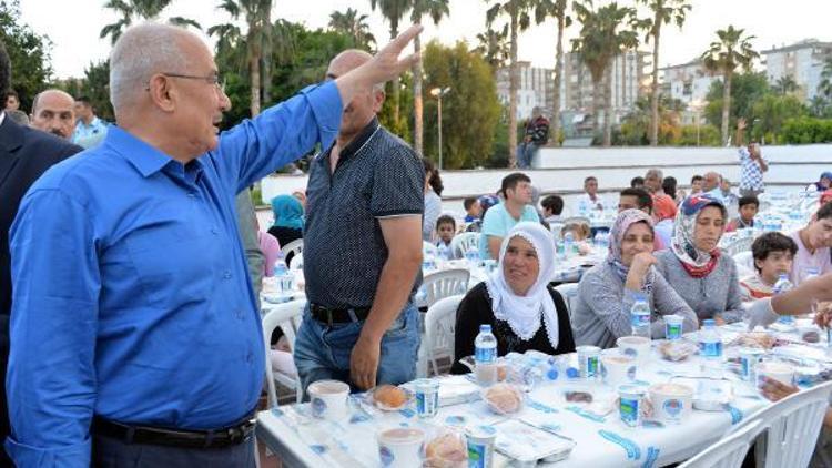 Erdemli’de iftar sofrası