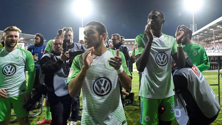 Wolfsburg, Bundesligada kaldı
