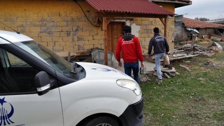 İftar yemekleri evlerine götürülüyor