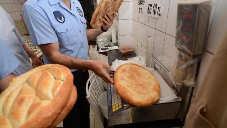 Sandıklıda pide ve et denetimi