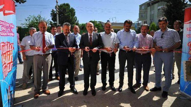 Özel eğitim uygulama okulunda bilim fuarı