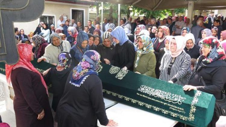 Hastanede öldürülen karı koca son yolculuğuna uğurlanıyor