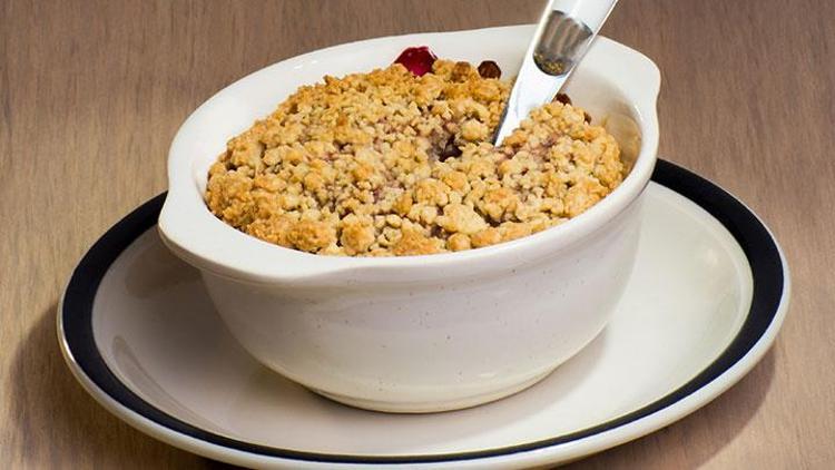 Böğürtlen ve peynirli crumble tarifi