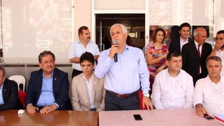 CHPli milletvekili adayları Kumlucada tanıtıldı