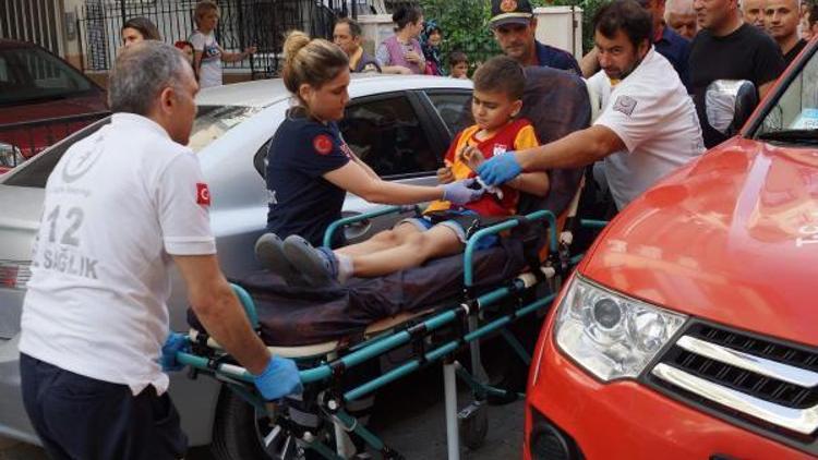 Küçük Alpin bileğine balkon demiri saplandı