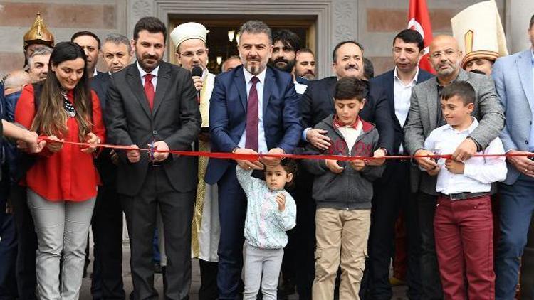 Esenyurt’ta, Piri Reis Camii ibadete açıldı