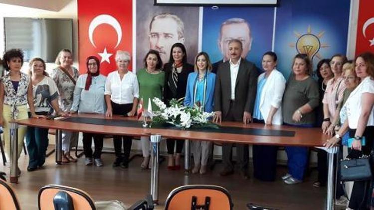 AK Parti Muğla milletvekili adayları Marmariste tanıtıldı