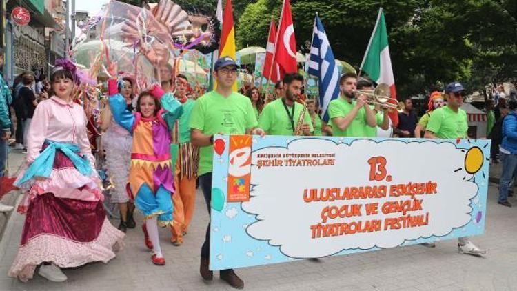 Eskişehirde, Uluslararası Çocuk ve Gençlik Tiyatroları Festivali başladı