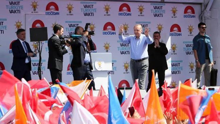 Erdoğan: Hedefi, vizyonu olmayanlara hiçbir şey emanet edilmez